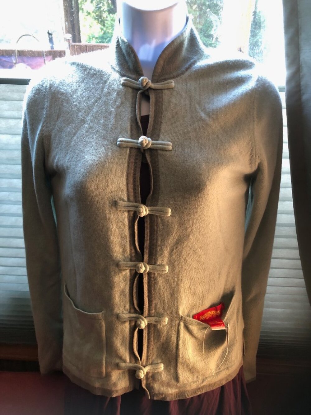 Shanghai Tang Cashmere Silk Frog Closure Cardigan Sweater Small Reversible